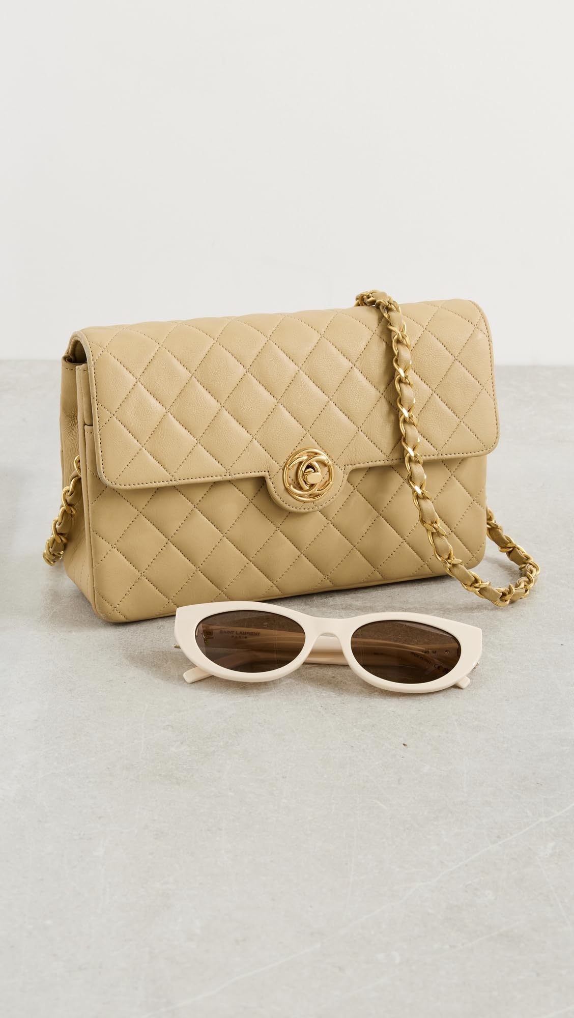 Chanel Women's Pre-Loved Coco Mark Chain Shoulder Bag